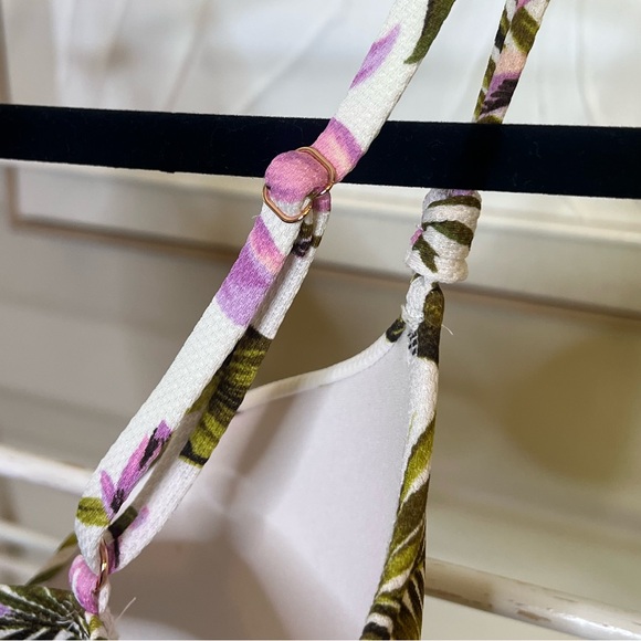 Shade & Shore Cream Bikini Top - Picture 6 of 8